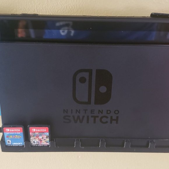 Nintendo Switch Dock Wall Mount and Cartridge Game Holder - Holds 7 Carts - Picture 5 of 16